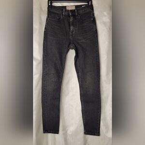 EVERLANE skinny jeans, black light wash